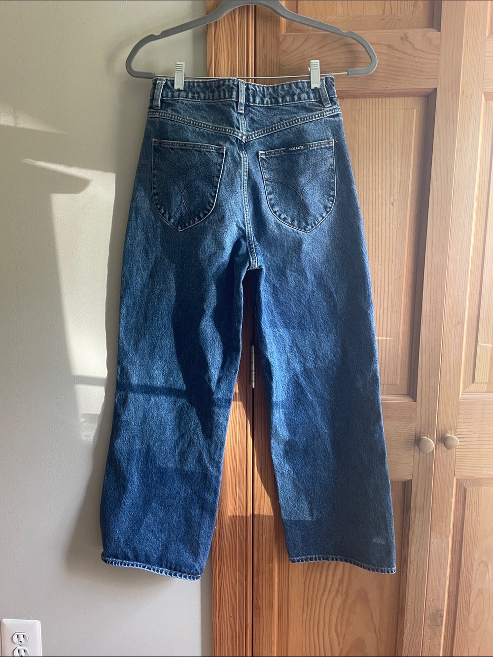 Rollas Classic Wide-Leg Heidi Ankle Jeans in Dark Blue - Picture 7 of 8